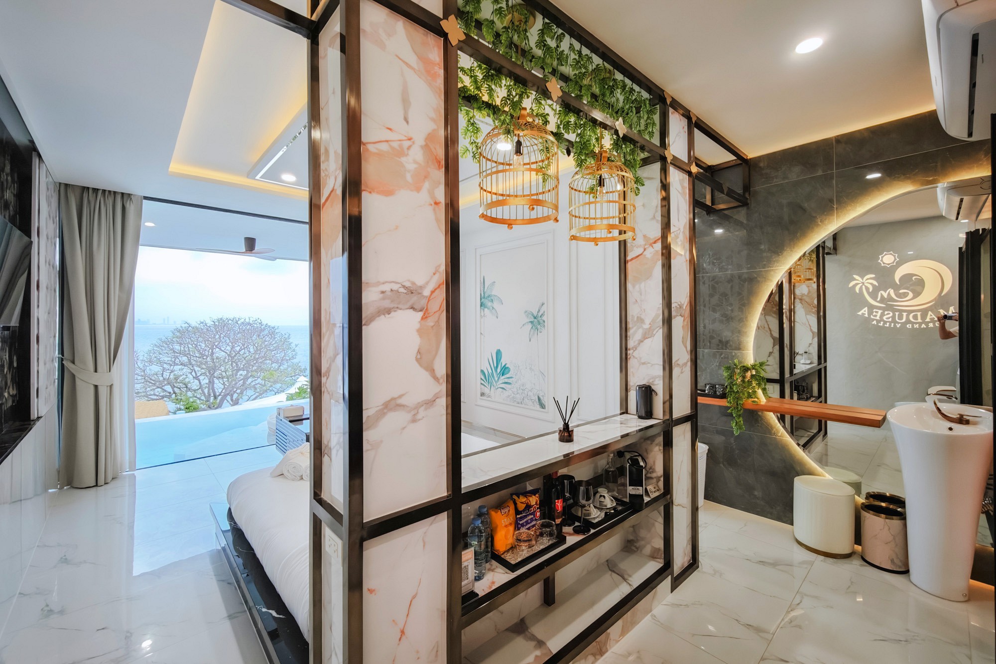 Deluxe Suite Private Pool